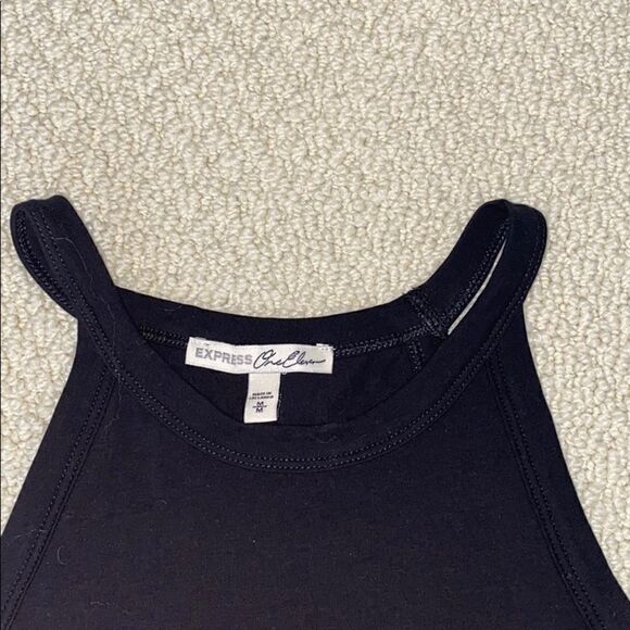NWOT! EXPRESS  Crop Top - Picture 3 of 4